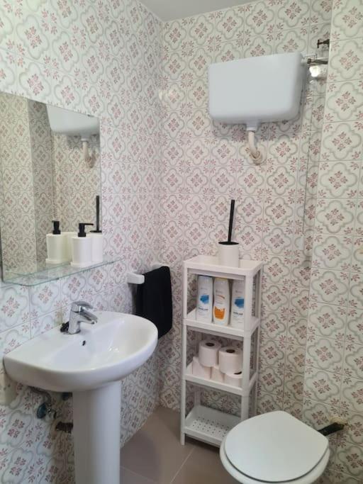 Perforaciones Y Rozas Fernandez Suarez Sl Apartment Leon Ngoại thất bức ảnh