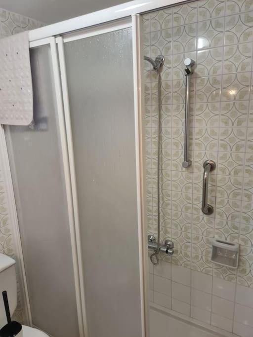 Perforaciones Y Rozas Fernandez Suarez Sl Apartment Leon Ngoại thất bức ảnh